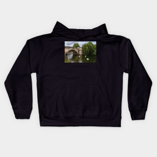 Halfpenny Bridge And Tollhouse Lechlade Kids Hoodie